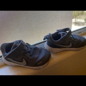 Nike toddler 8